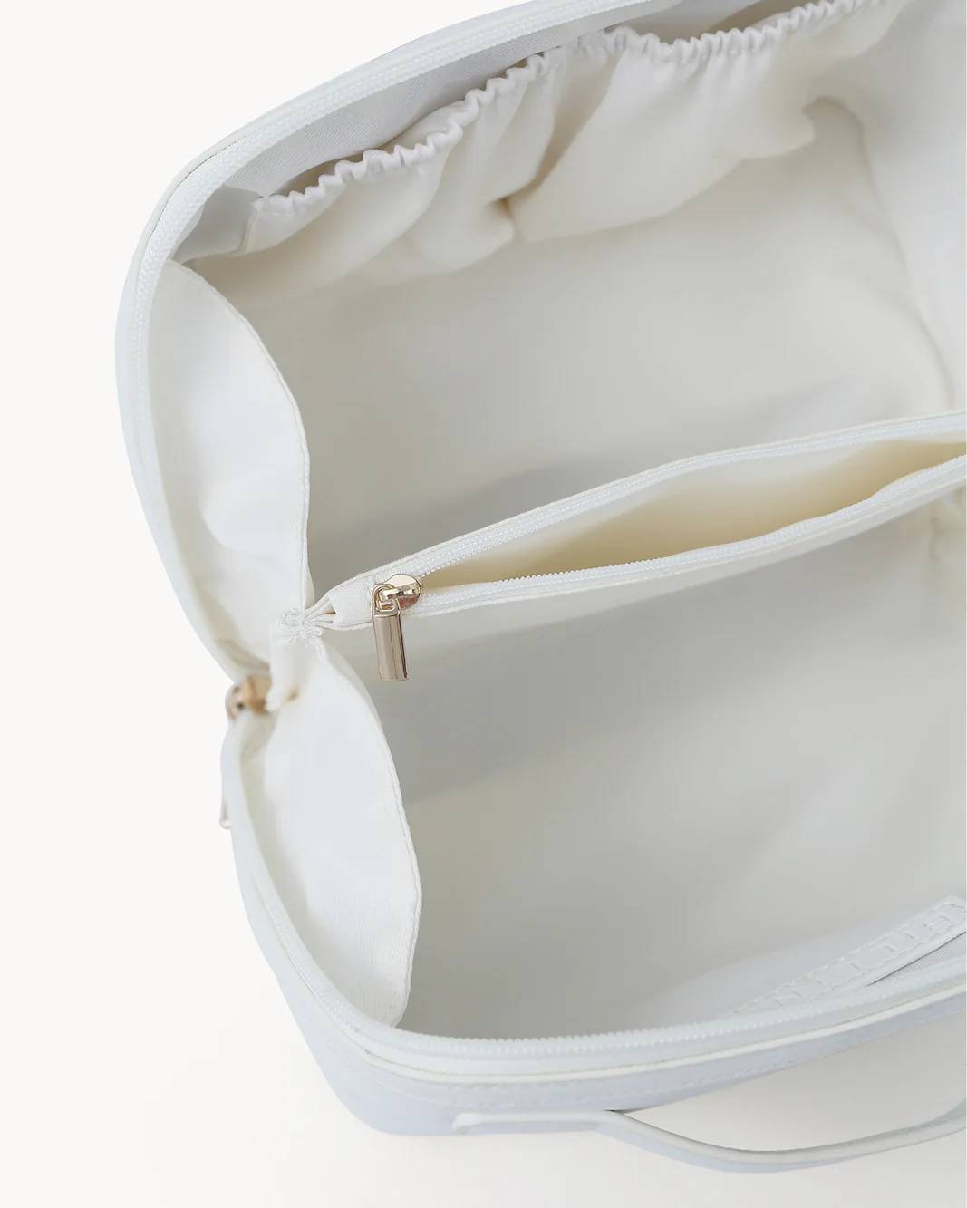 EXPANDABLE COSMETIC CASE - BONE SAFFIANO - Image 4
